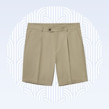 pleated short in taupe