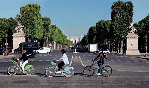ride a bike in paris