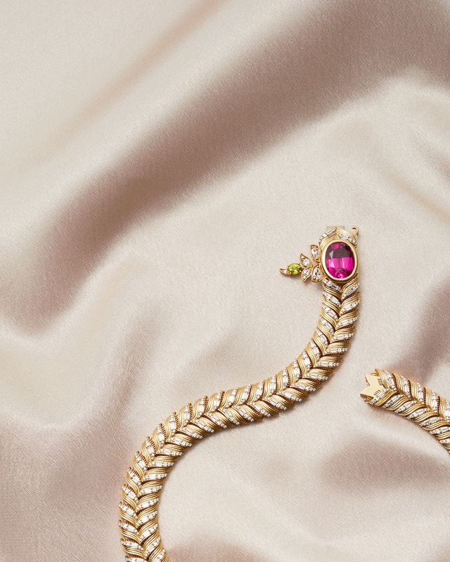 Louis Vuitton Gold Seed Pearl Chain Charm Bracelet Auction