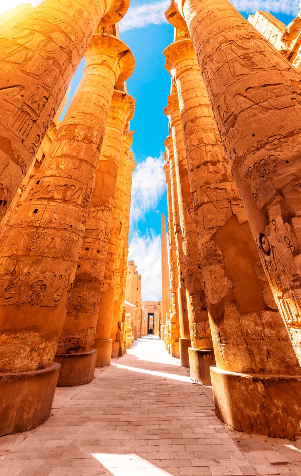 columns of hypostyle hall in karnak temple luxor egypt