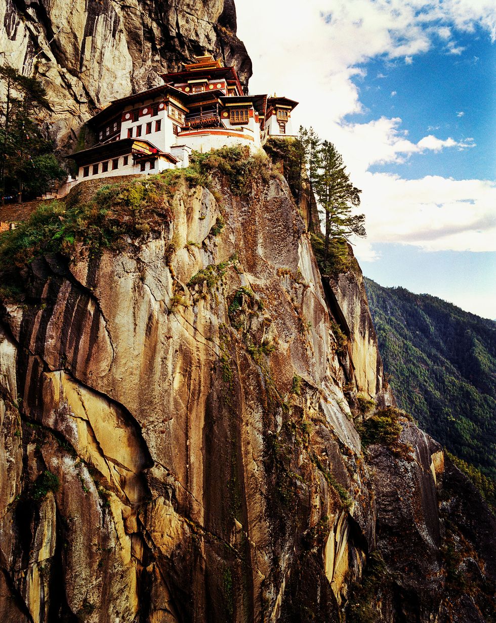 bhutan the tiger's nest monastery