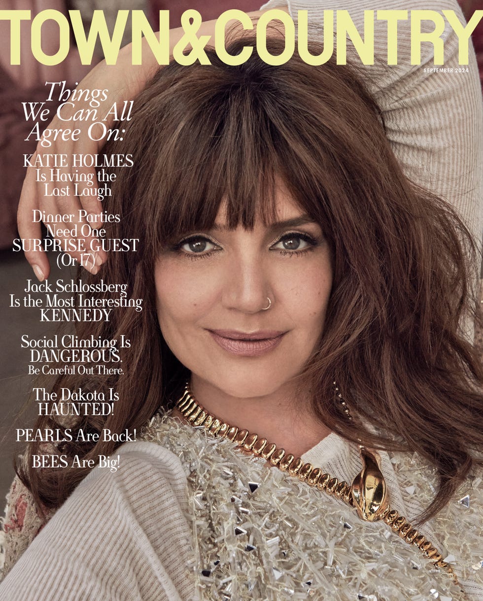 katie holmes town and country september 2024