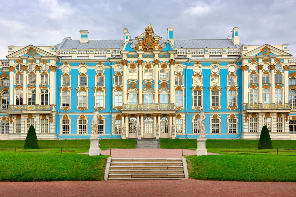 The Hunt For The Amber Room, the Romanovs’ & Tsarist Russia's Greatest ...