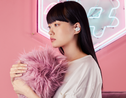 日本妹瘋搶aviot「馬卡龍耳機」終於上市啦！6種花色耳機外殼，打開還有小鏡子！