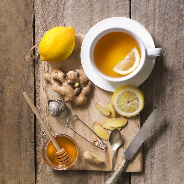 té de limón con miel y jengibre