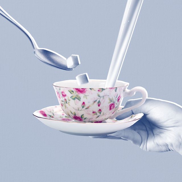 Cup, Teacup, Saucer, Tableware, Spoon, Serveware, Cup, Coffee cup, Porcelain, Drinkware, 