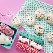 Pink, Pattern, Food, Marshmallow, Confectionery, Snack, Petit four, Comfort food, Baked goods, 