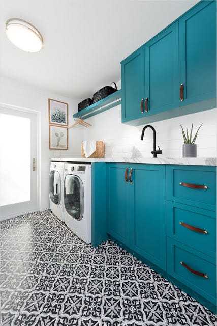 10 BEST ITEMS TO HAVE IN A LAUNDRY ROOM - StoneGable