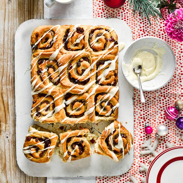 tear and share stollen spirals