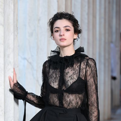 tecla insolia protagonista insieme a miriam leone di amata film di a elisa amoruso