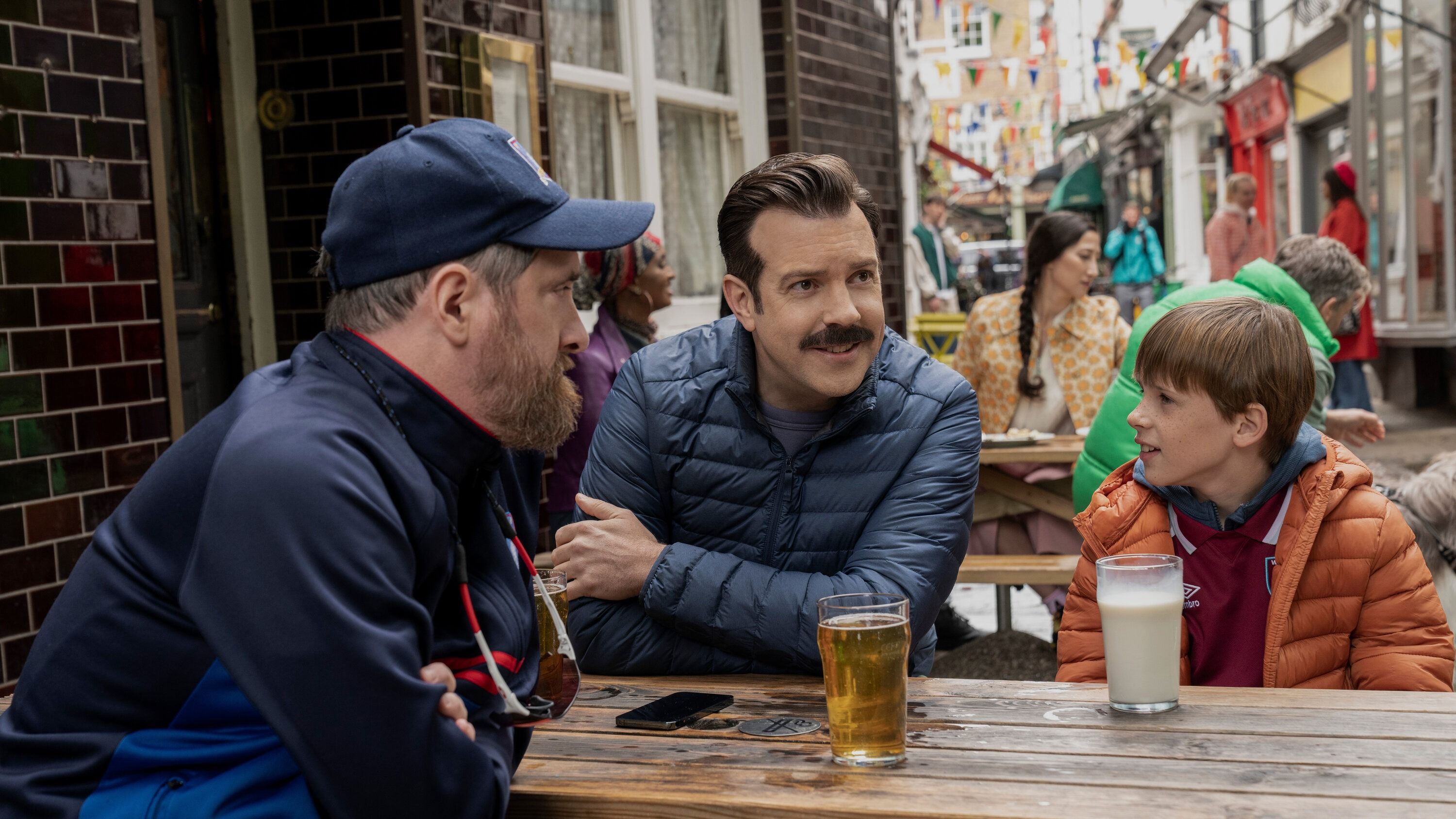 Jason Sudeikis With The Apple TV+ 'Ted Lasso' Team In London – Deadline