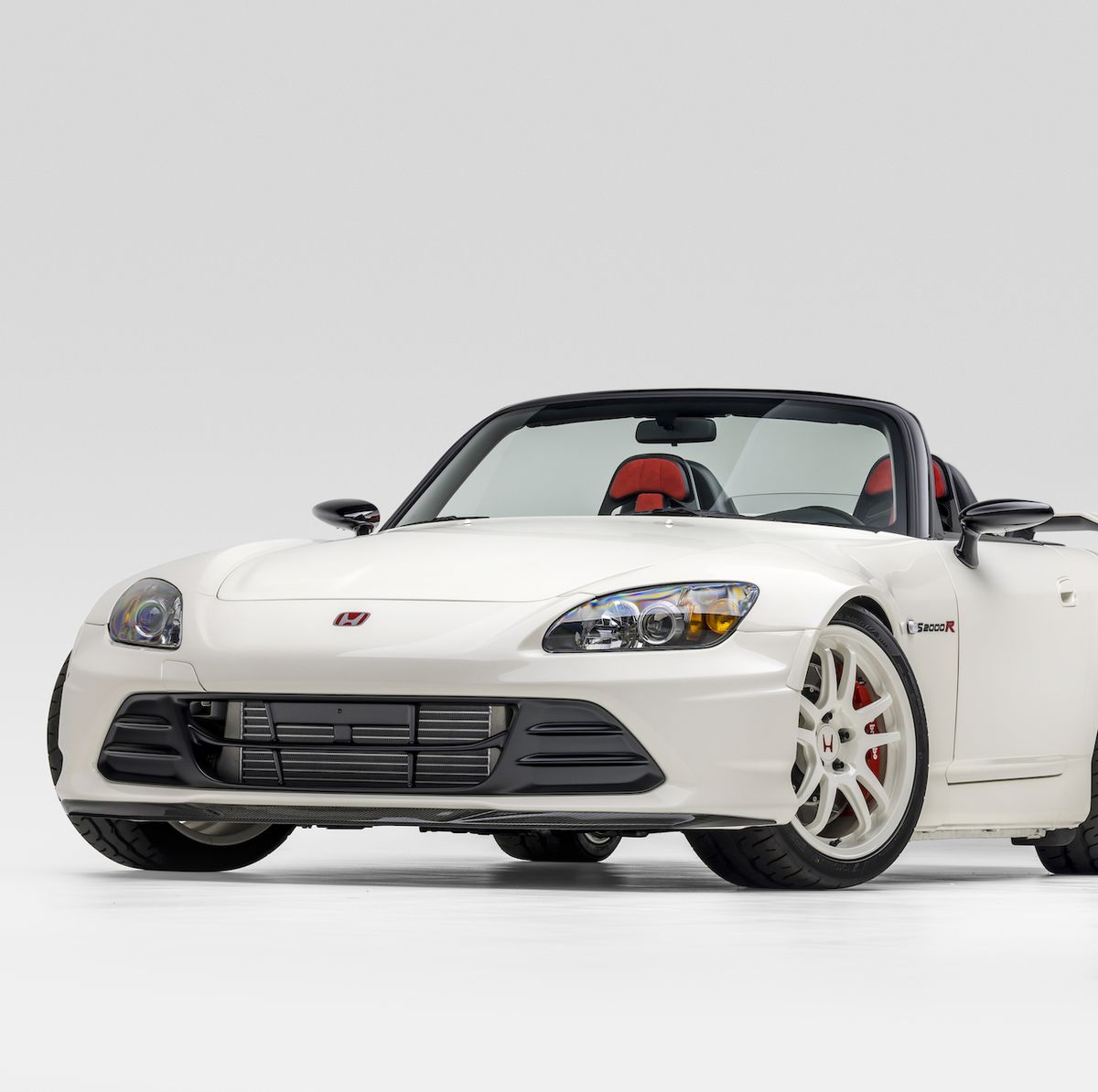 The Honda S2000R Is a Gorgeous, Civic Type R-Powered Restomod