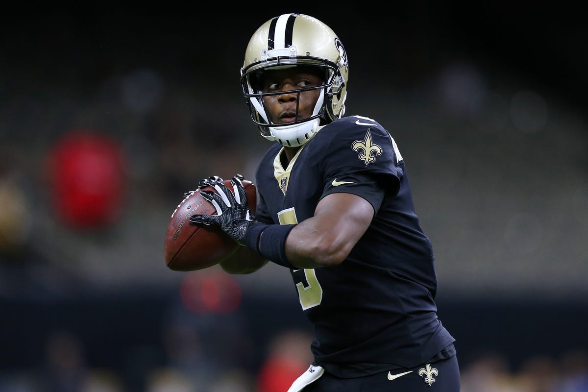 Bridgewater Throws for 2 TDs, Surging Saints Top Bears 36-25