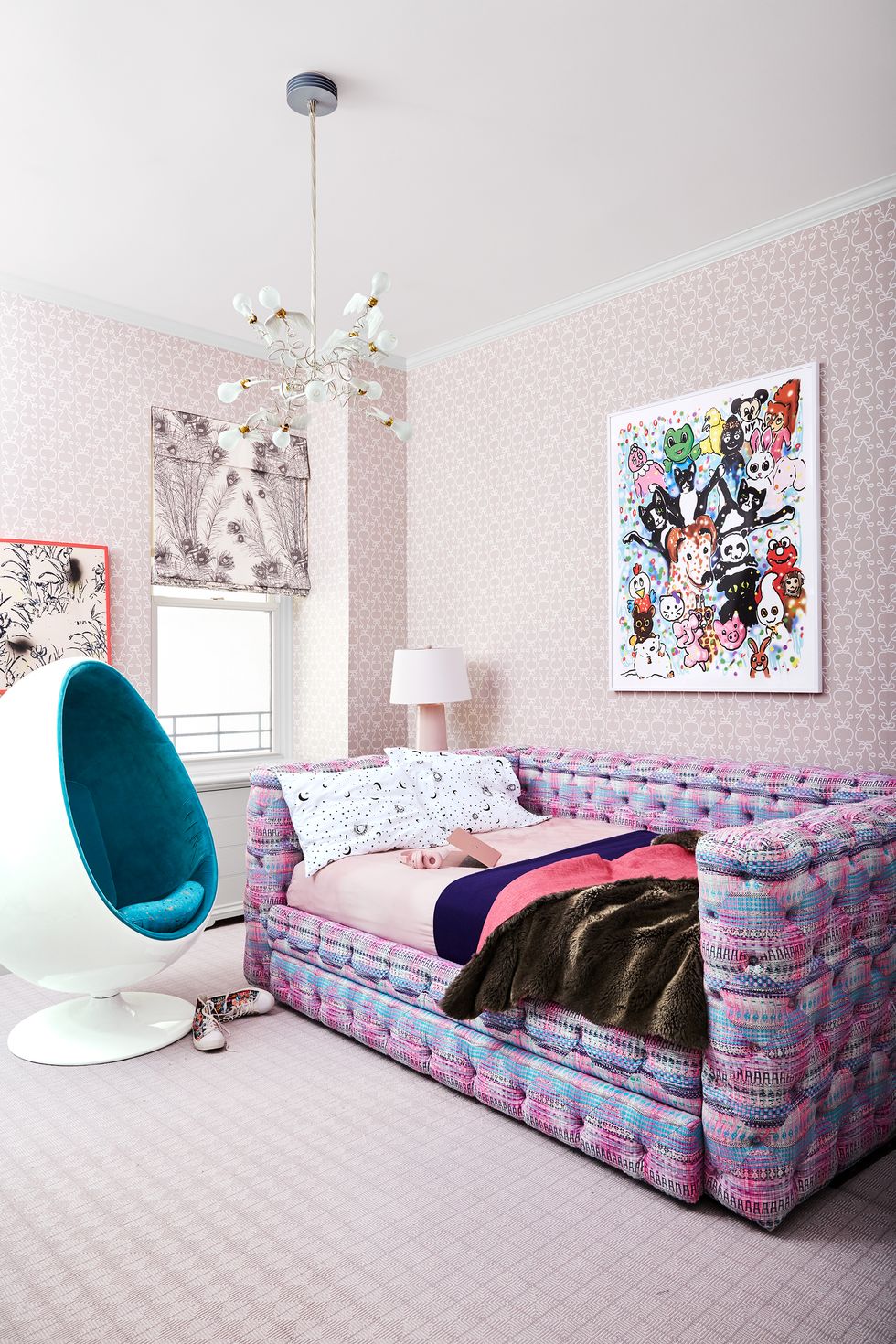 teen bedroom with egg chair