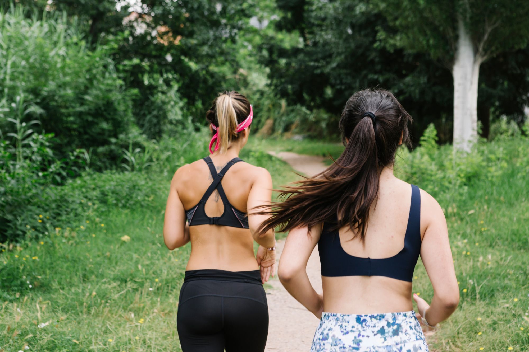 Medium-Support Running Pocket Bra White Womens  Training,Yoga,Softball,Hiking,Running Sports Bras in 2023