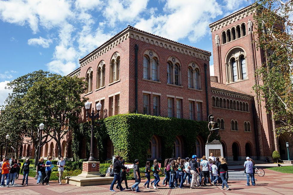 Teen students having a tour of the University of Southern California.