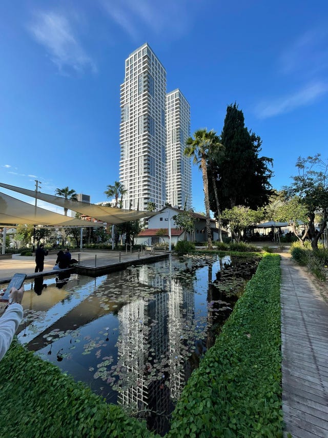 tel aviv﻿
