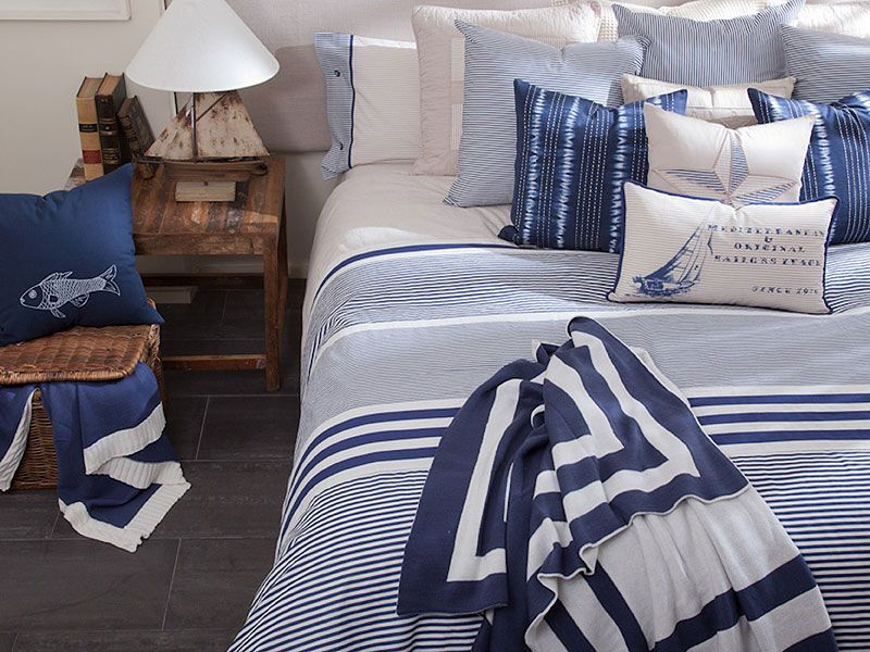 Bedding, Blue, Bed sheet, Duvet cover, Textile, Furniture, Room, Bed, Bedroom, Pillow, 
