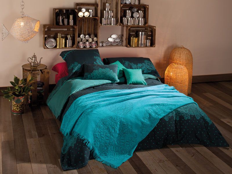Bed sheet, Bedding, Bedroom, Bed, Furniture, Room, Turquoise, Duvet cover, Aqua, Teal, 