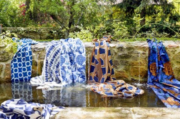 telas estampadas con colores alegres para el verano