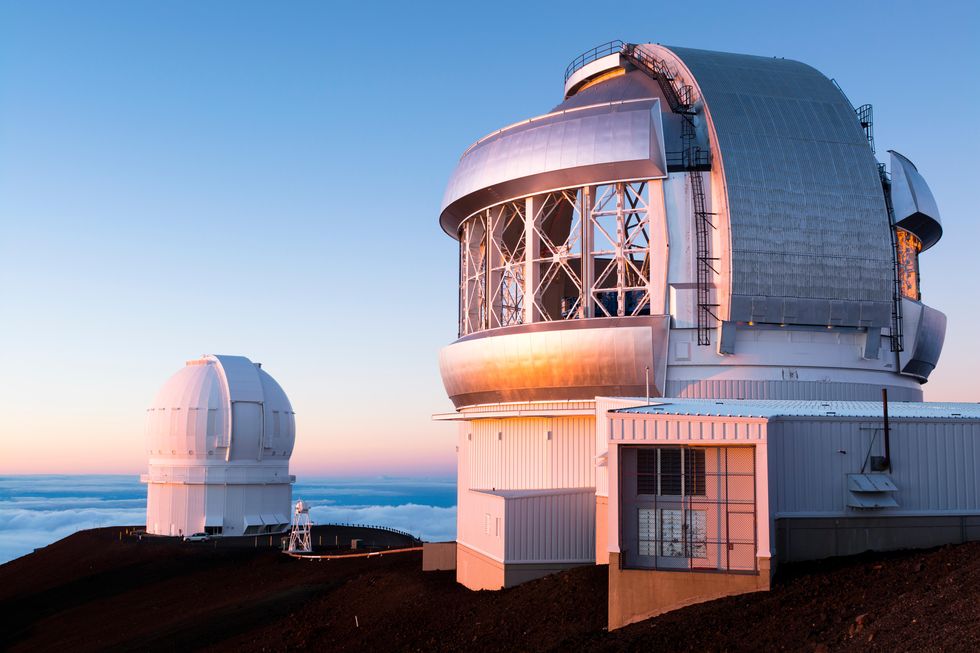 f0g4nb keck observatory on mauna kea, at 14,000 feet, on the big island of hawaii during sunset