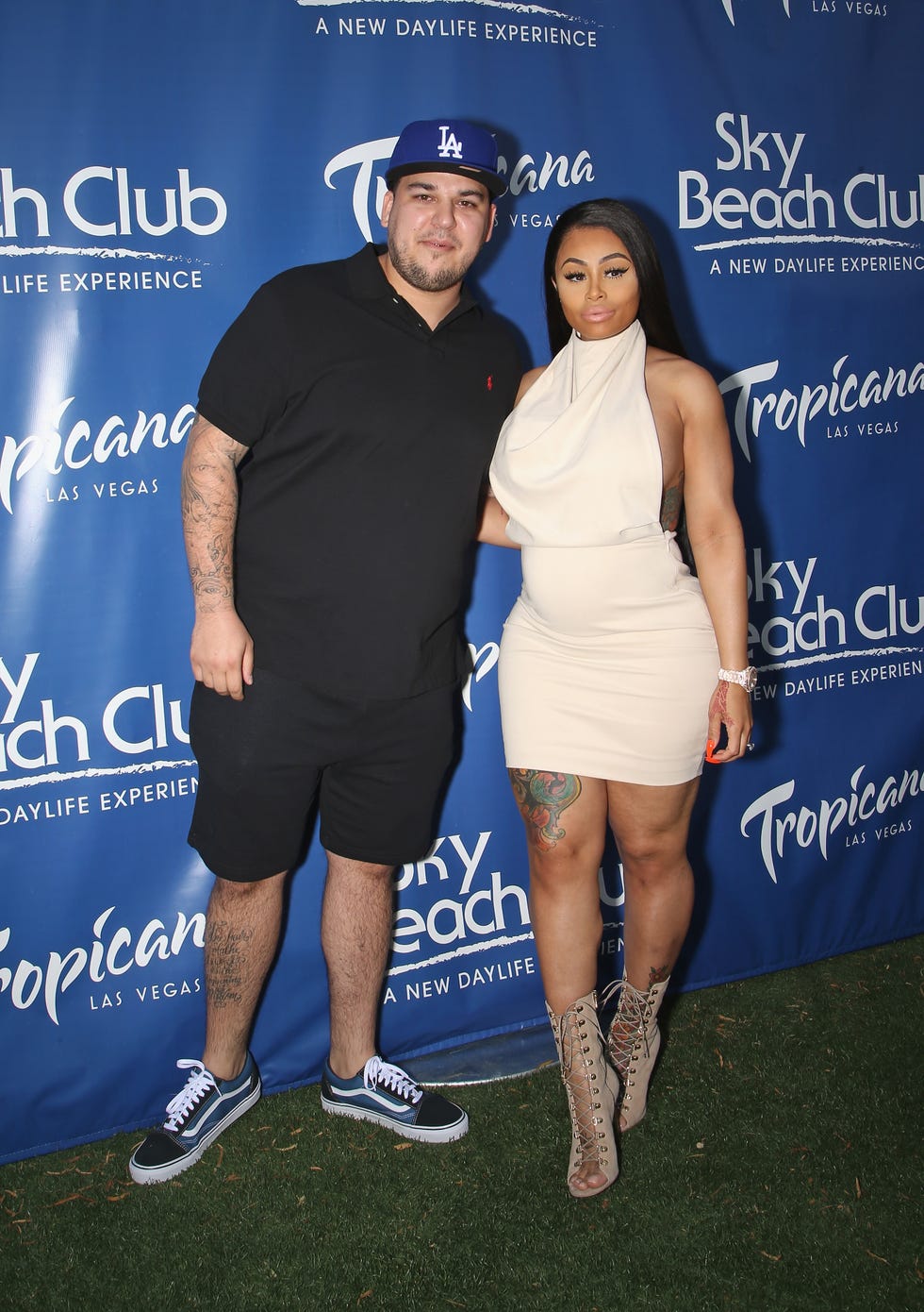 rob kardashian and blac chyna at sky beach club