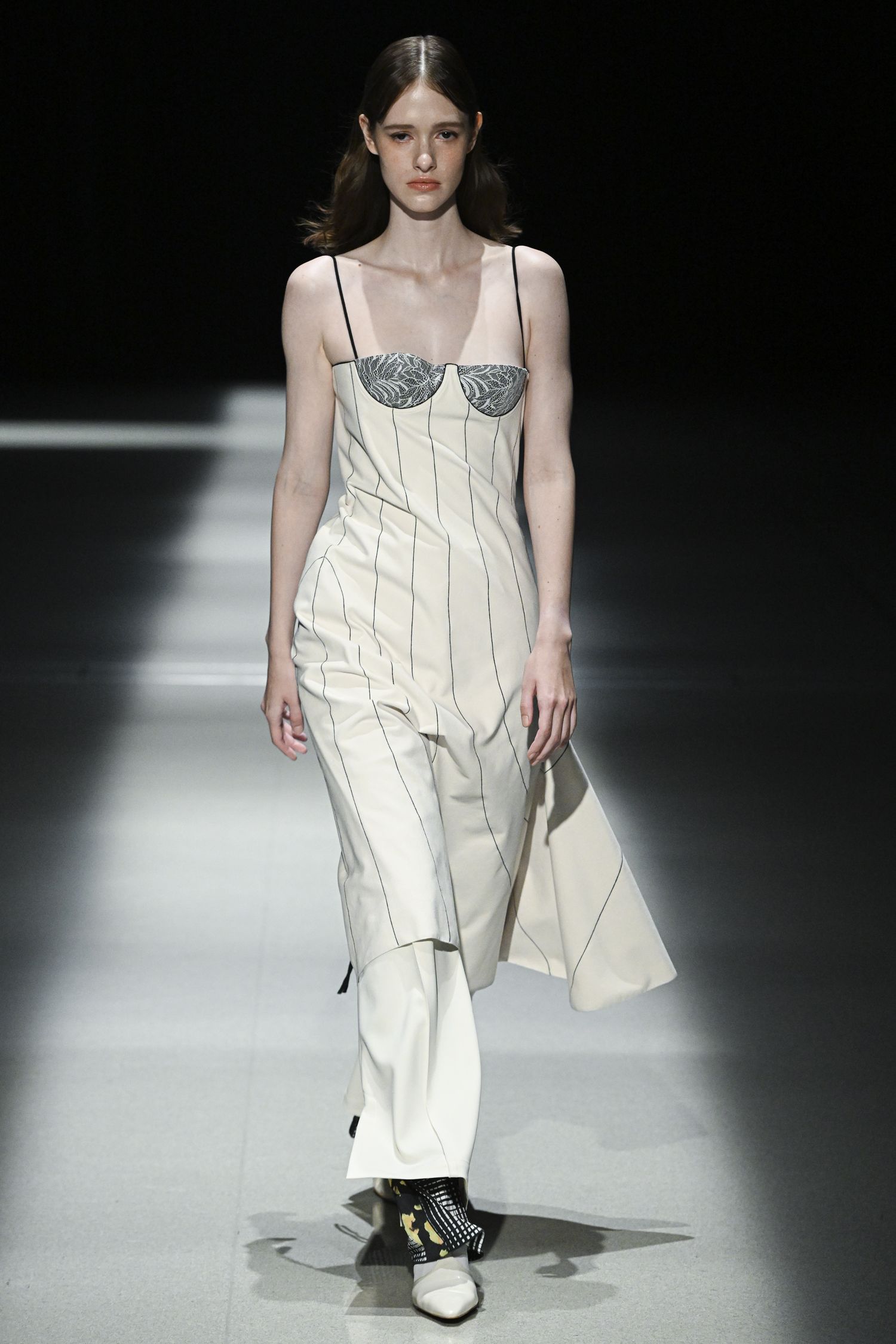テルマ(TELMA)」2025春夏コレクション | ファッション | ELLE テルマ(TELMA)」2025春夏コレクション | ファッション | ELLE