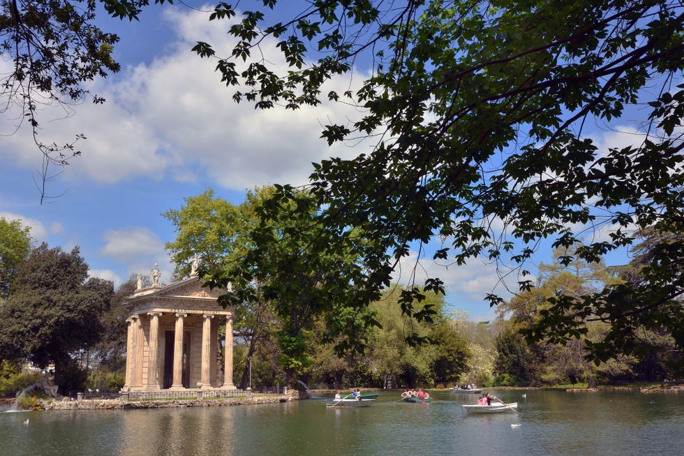 tempio di esculapio on the boating lake, gardens of the villa borghese, rome, italy