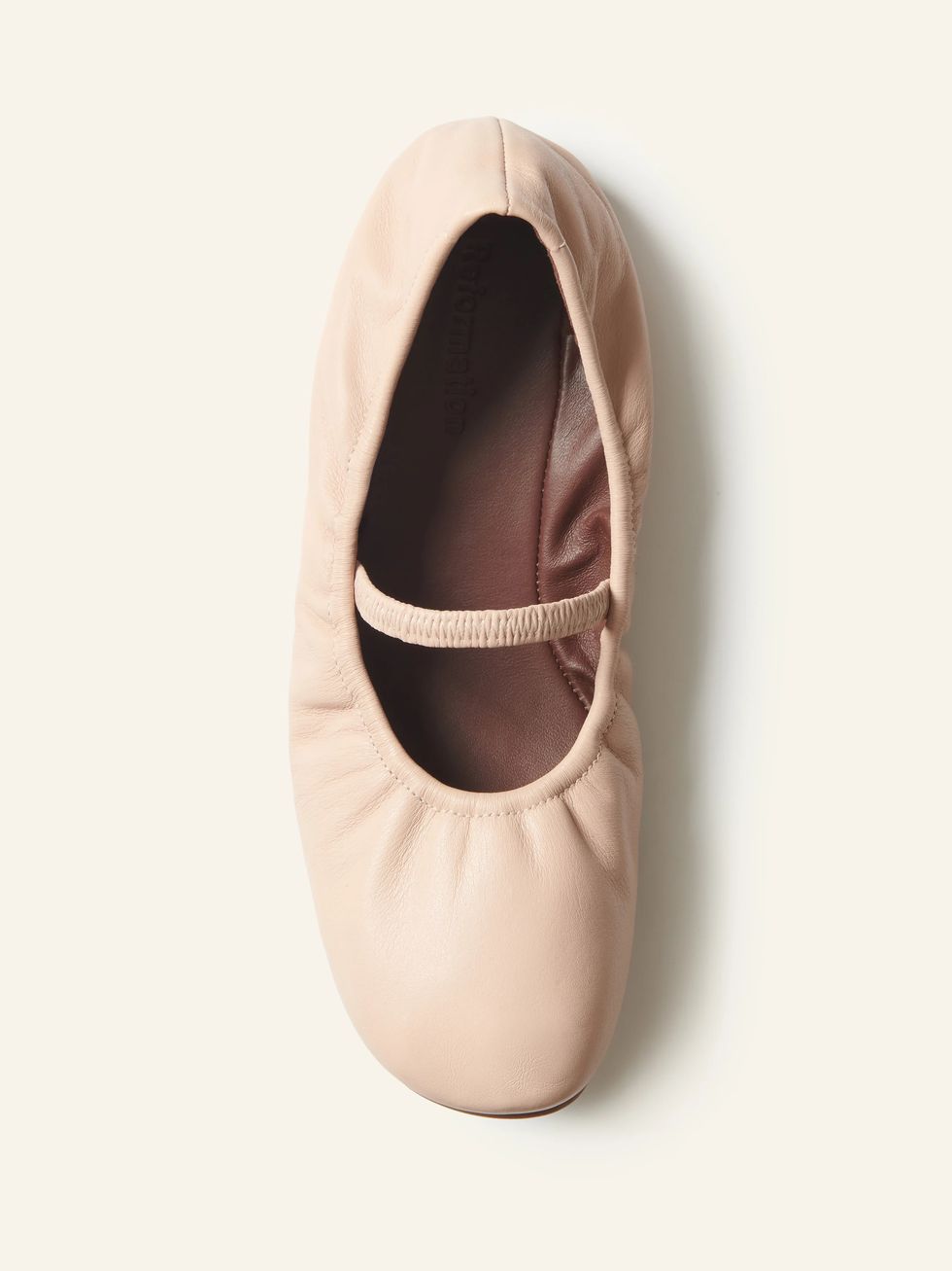 tendencias novia 2023 zapatillas ballet reformation