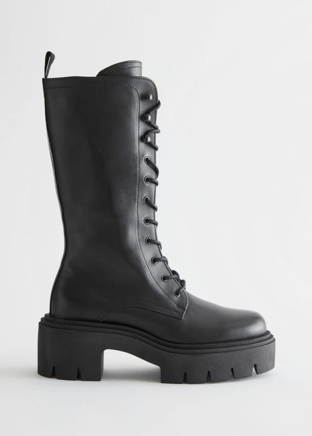 Anfibi inverno 2023: stivali stringati e combat boots da comprare