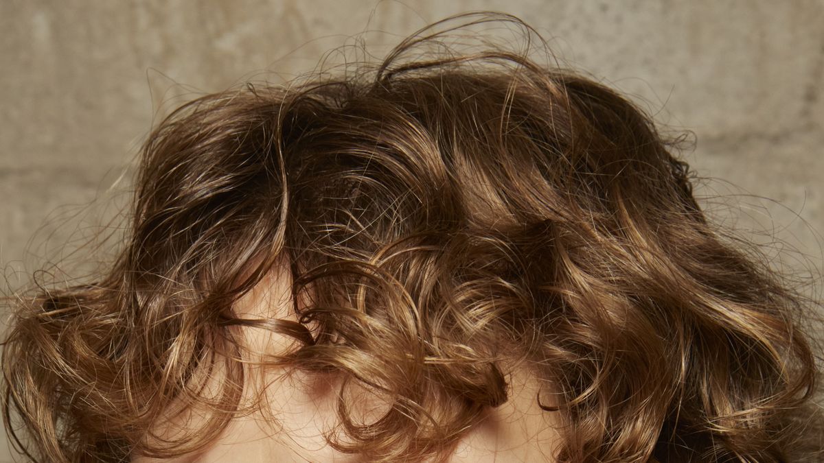 preview for Tagli capelli ricci 2022, idee per tutte le lunghezze