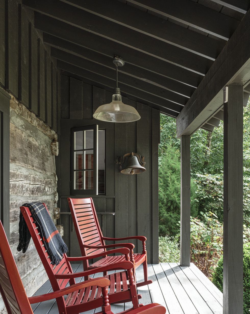 tennessee farm cabin porch chairs