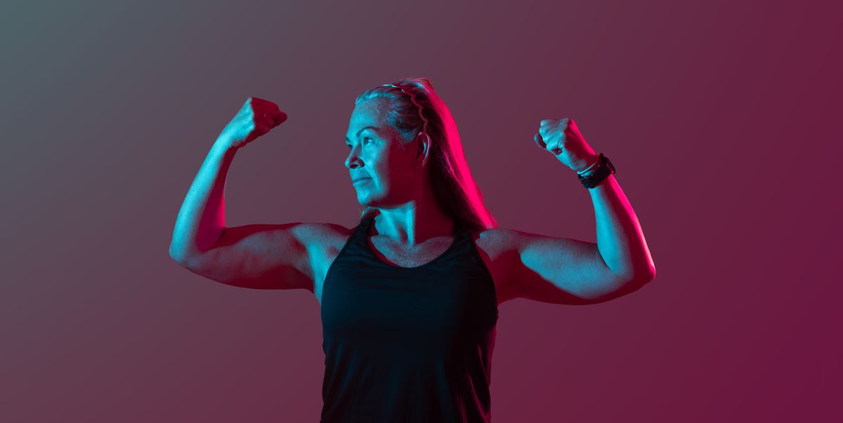 https://hips.hearstapps.com/hmg-prod/images/tensing-muscles-and-feeling-good-royalty-free-image-1751144083.pjpeg?crop=1.00xw:0.753xh;0,0.101xh&resize=1200:*