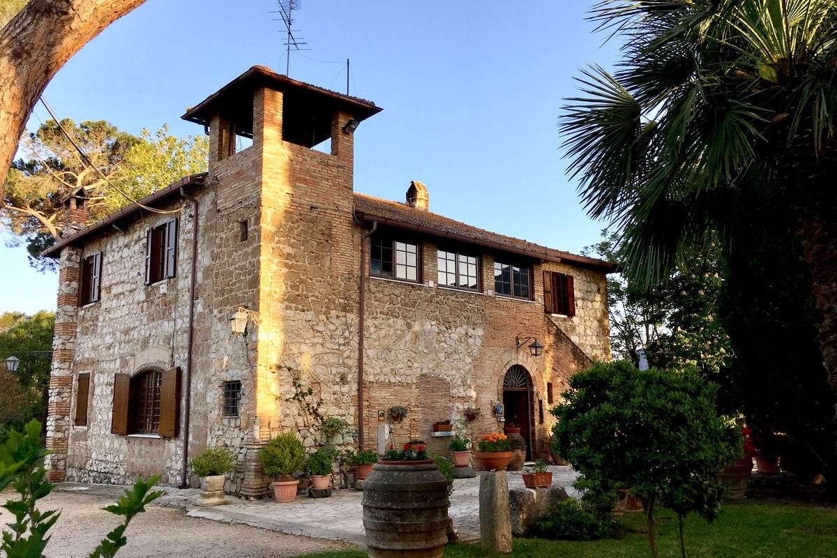 The Italian Villa From Normal People Is Available To Rent Via Airbnb