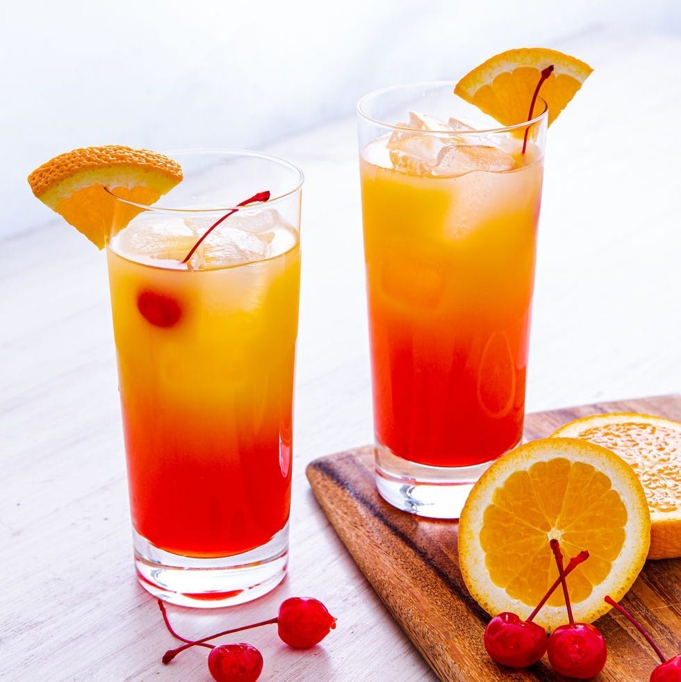 tequila sunrise cocktail