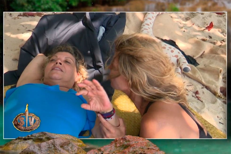 las concursantes charlan en la playa de 'supervivientes 2025'