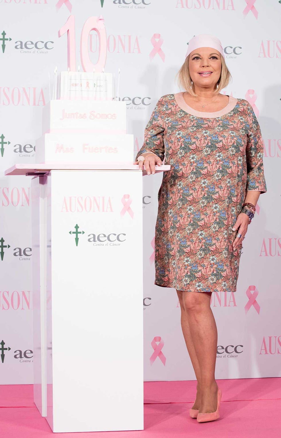terelu campos, acto contra el cáncer de ausonia