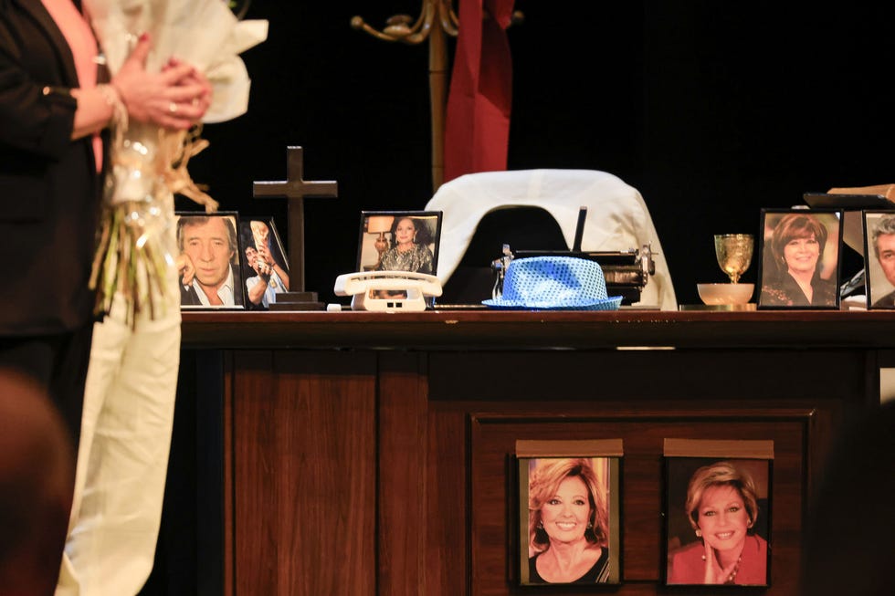 Terelu, muy emocionada, rinde homenaje a su madre en su debut como actriz