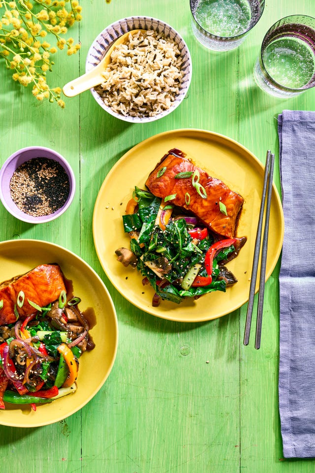 teriyaki salmon with stir fried vegetables