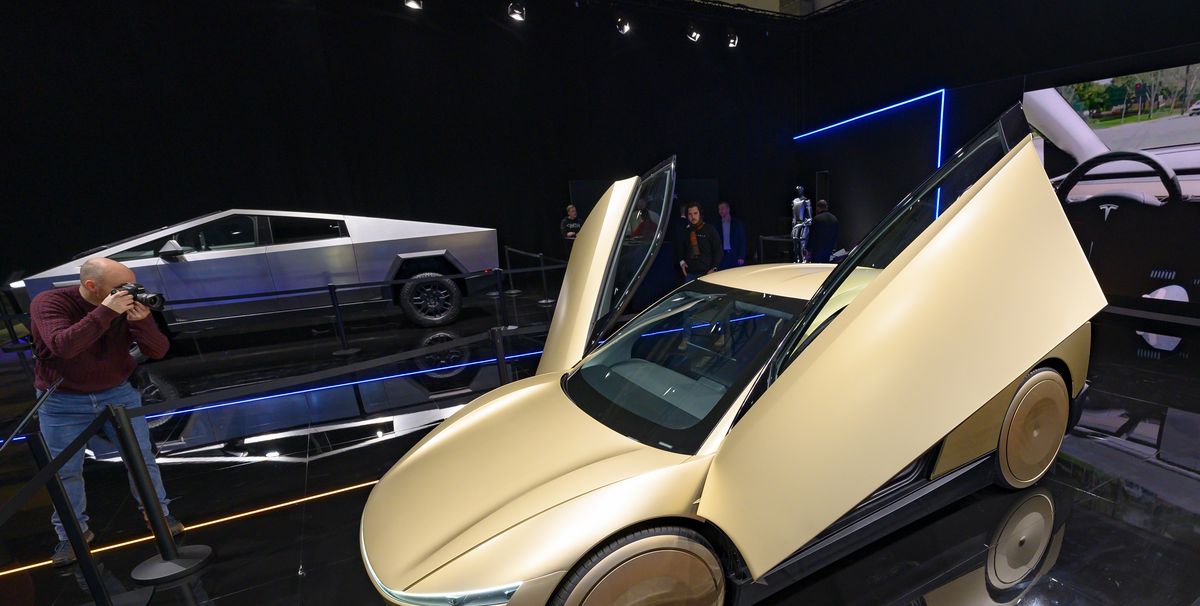 5 Crucial Questions Regarding Tesla’s Anticipated Robotaxi