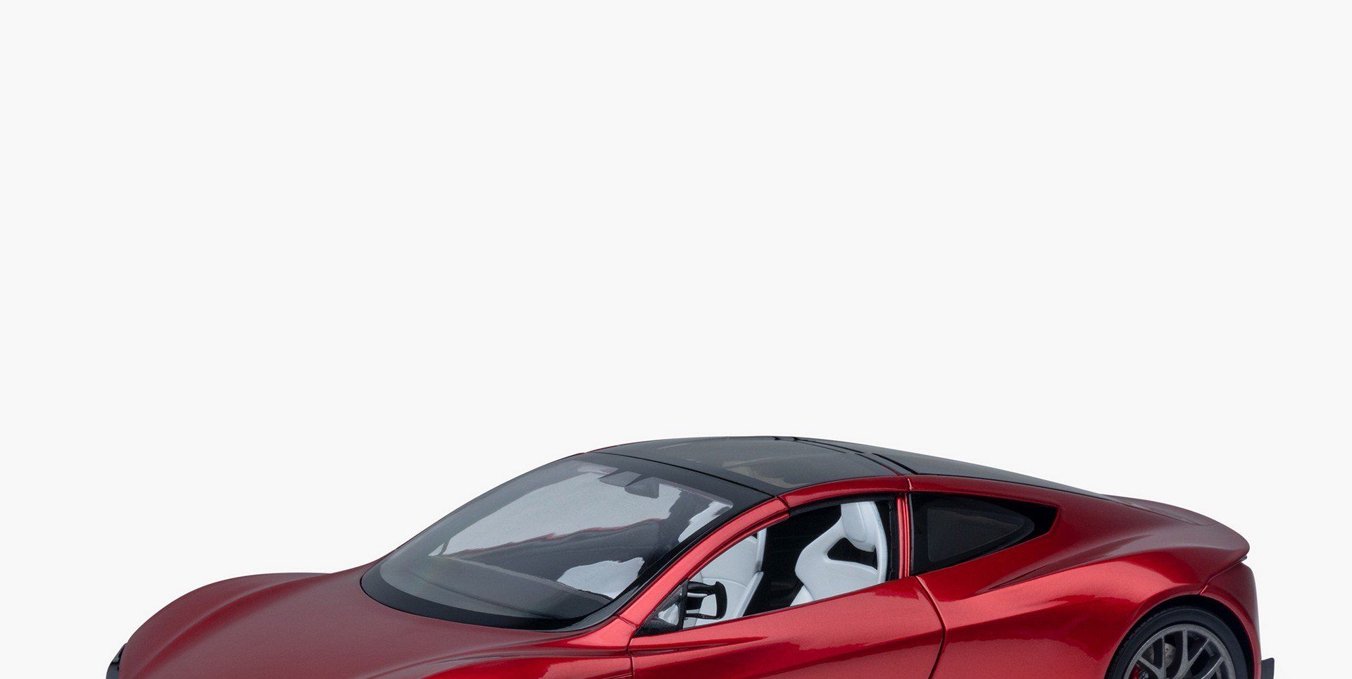 Ya puedes hacerte con el Tesla Roadster (en escala 1:18)