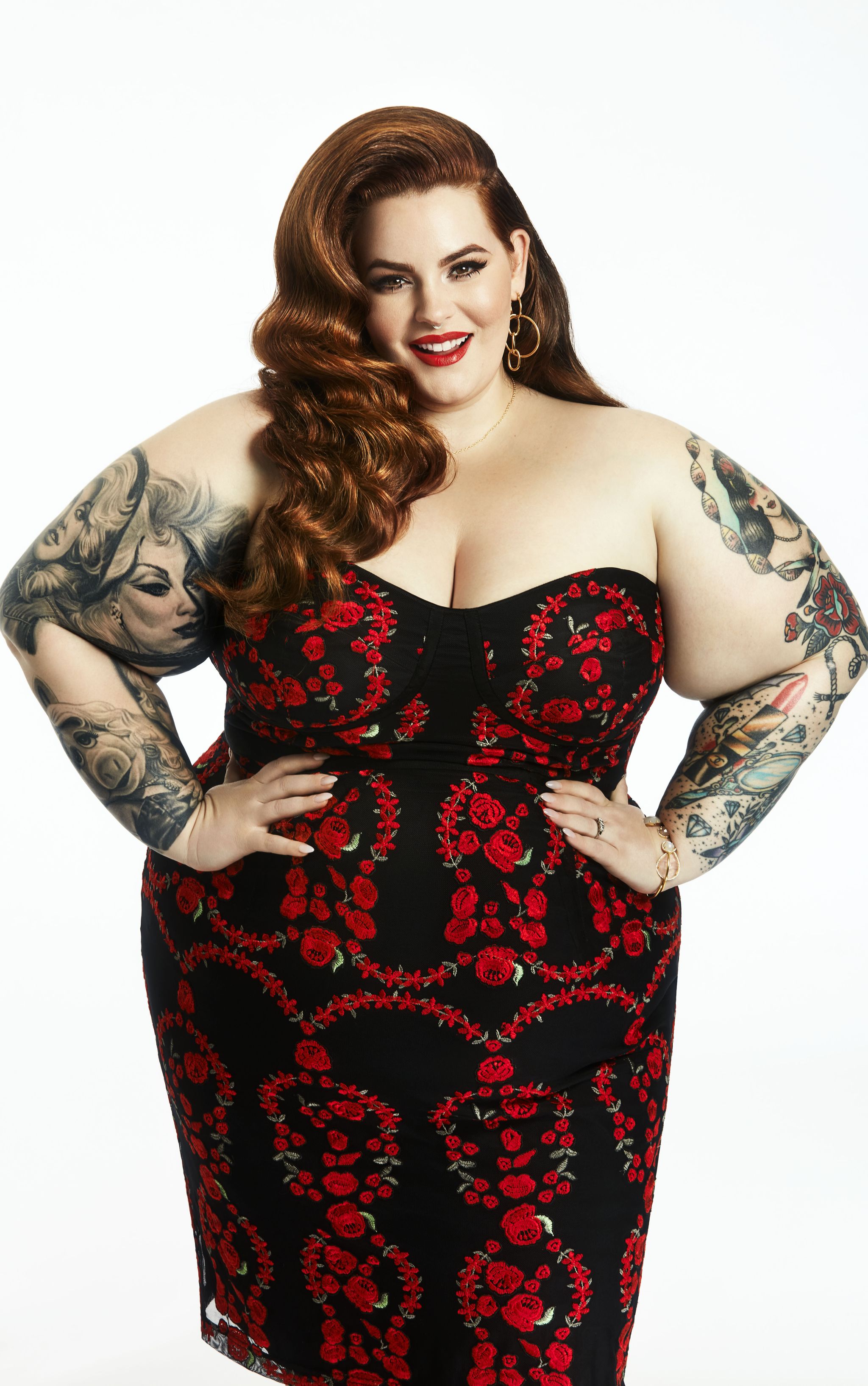 Tess Holliday plus size instagram model book