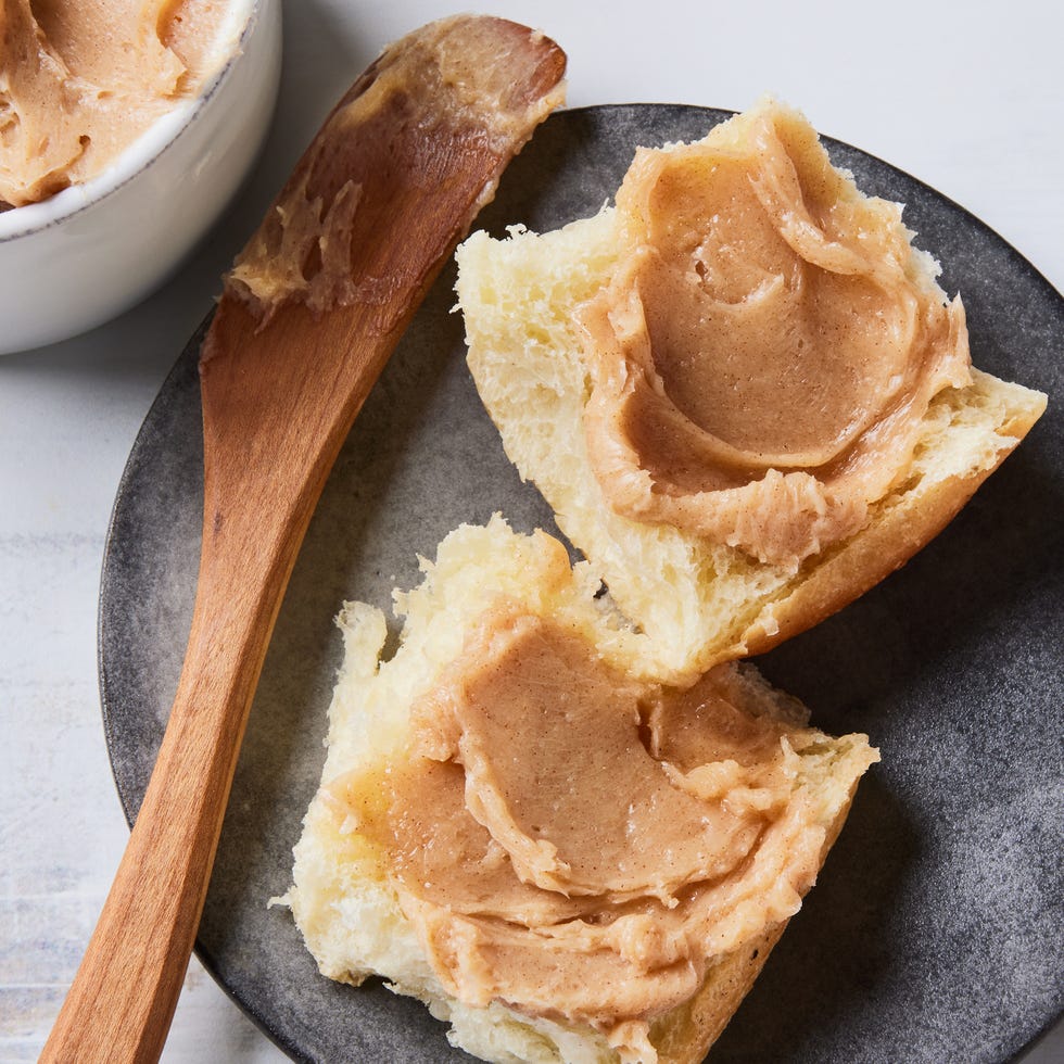 creamy swirled cinnamon butter
