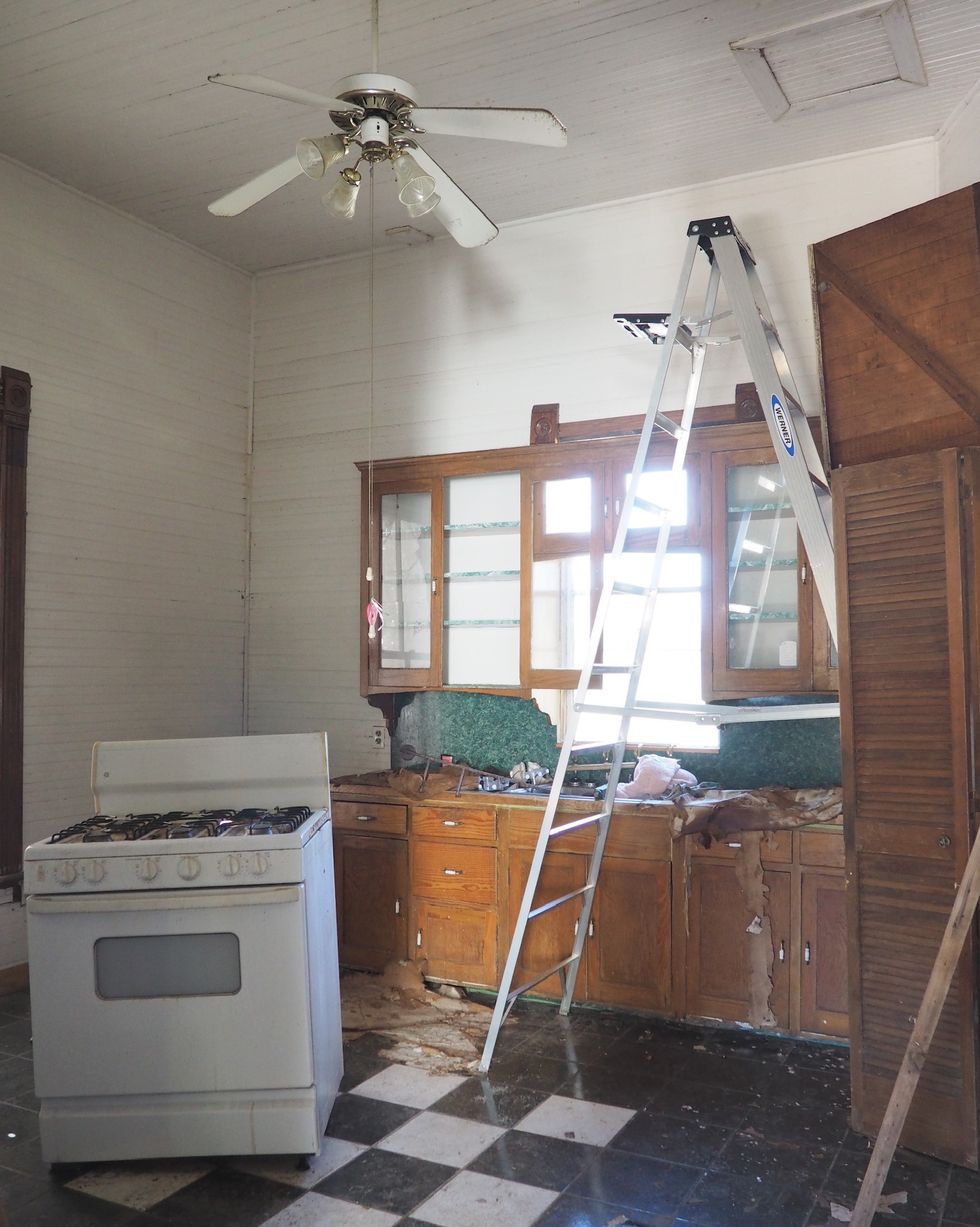 texas hill country farmhouse kitchen before