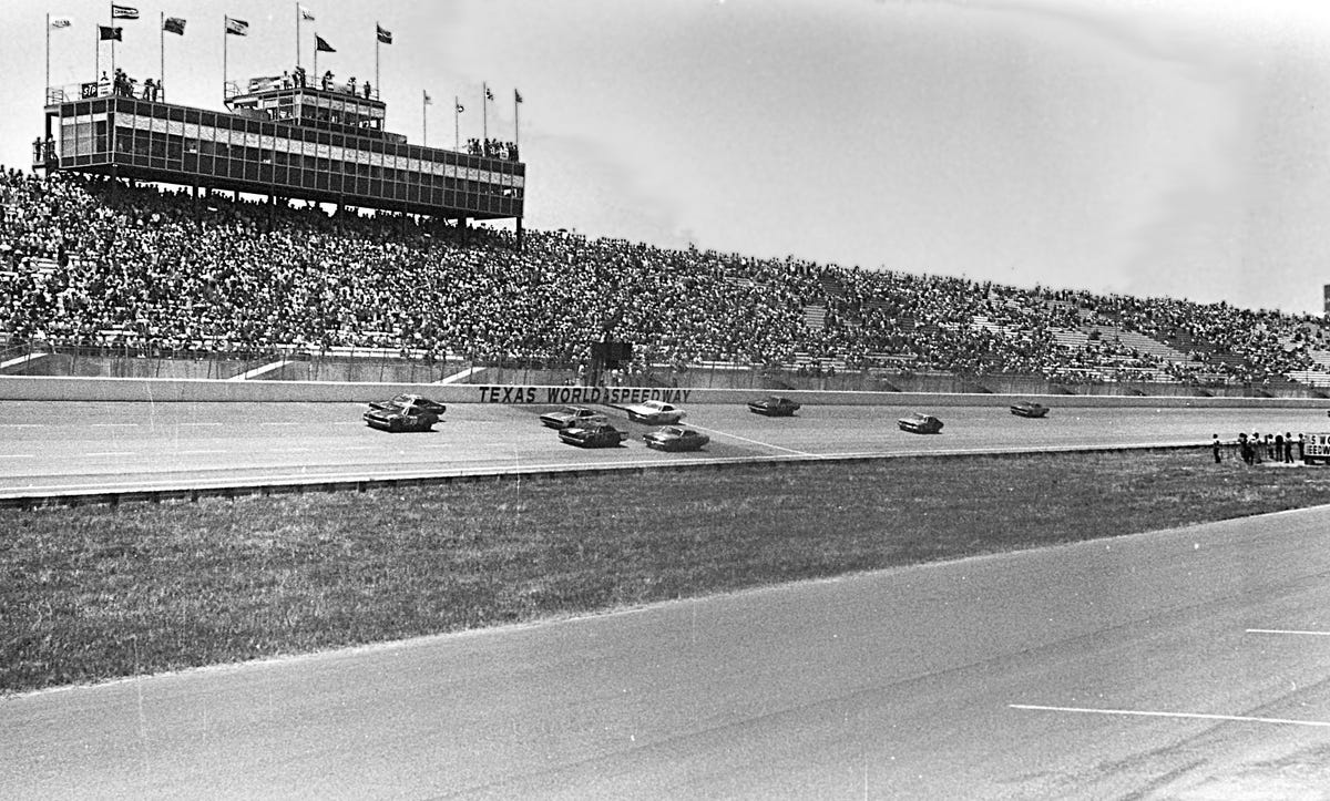 NASCAR at Texas World Speedway Meant High Speeds, Deer, Rattlesnakes