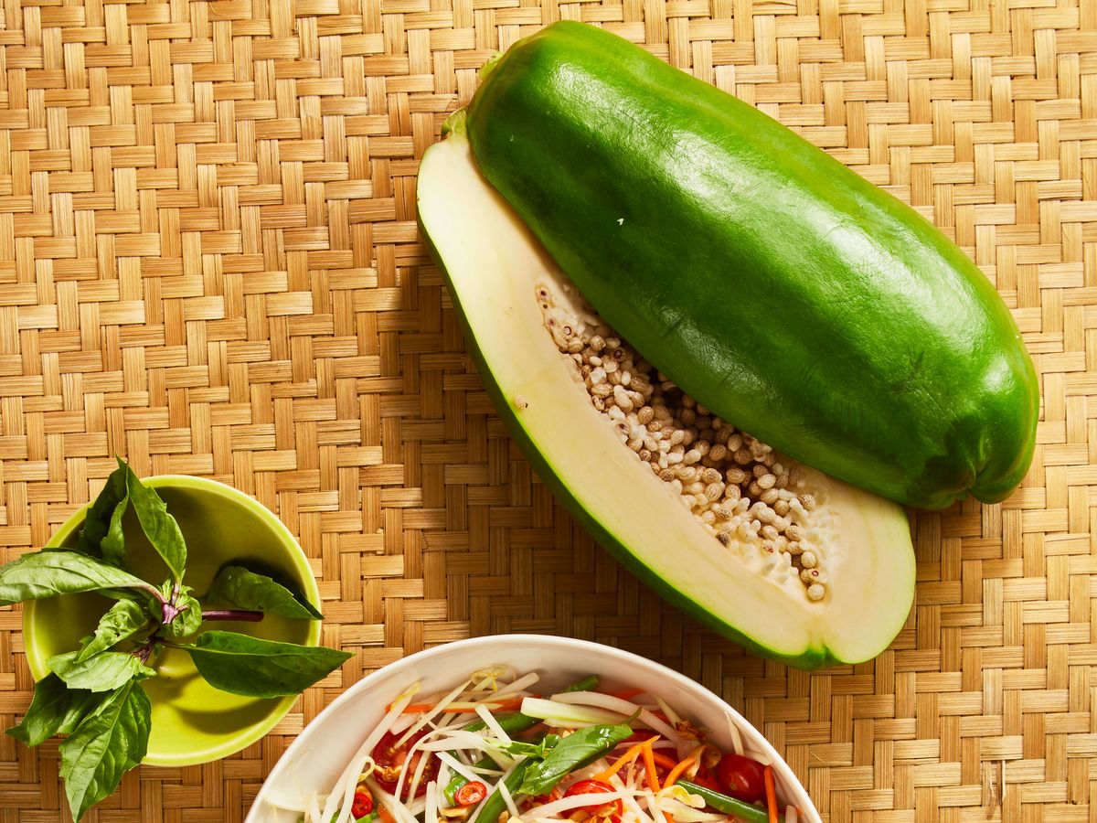 Best Thai Green Papaya Salad - How To Make Thai Green Papaya Salad
