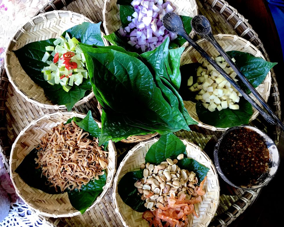Thai snack - Miang Kham.