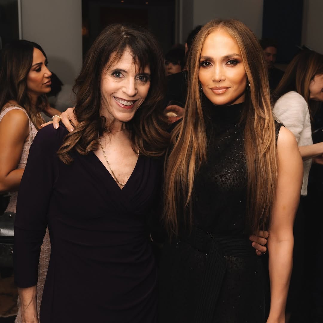 J.Lo’s Shimmering Black Gown Is Like a Starry Night