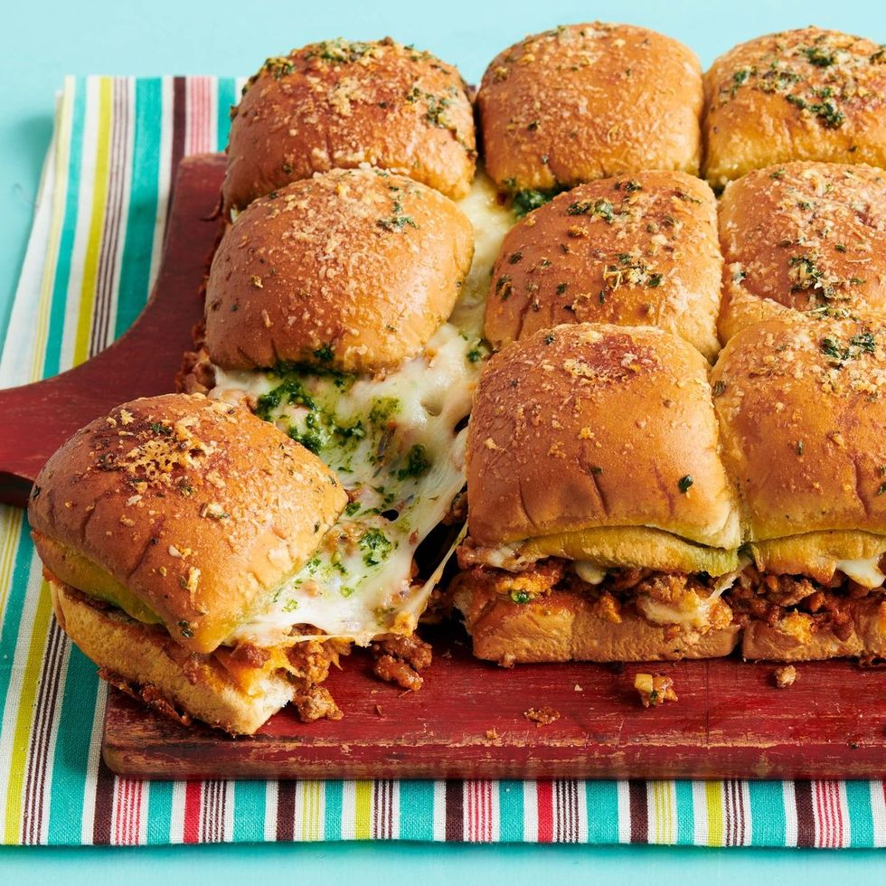 thanksgiving appetizers pull apart pesto turkey sliders