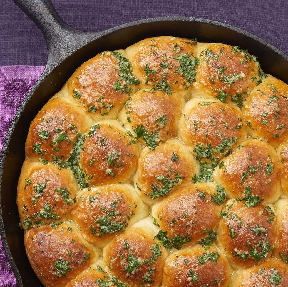 thanksgiving bread recipes skillet dinner rolls